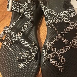 Chaco Black and White Patterned Sandals